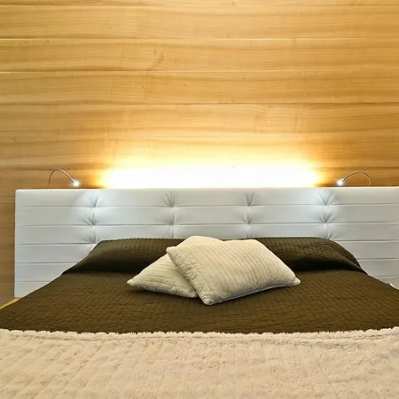 ホテル Ferrovia 3*