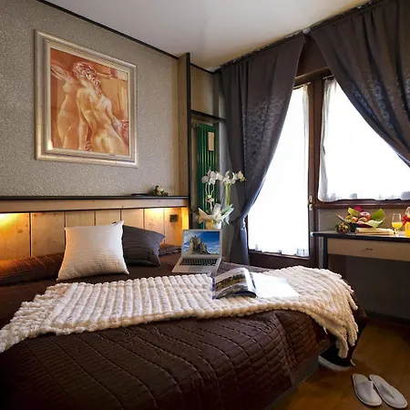 ホテル Ferrovia Calalzo di Cadore